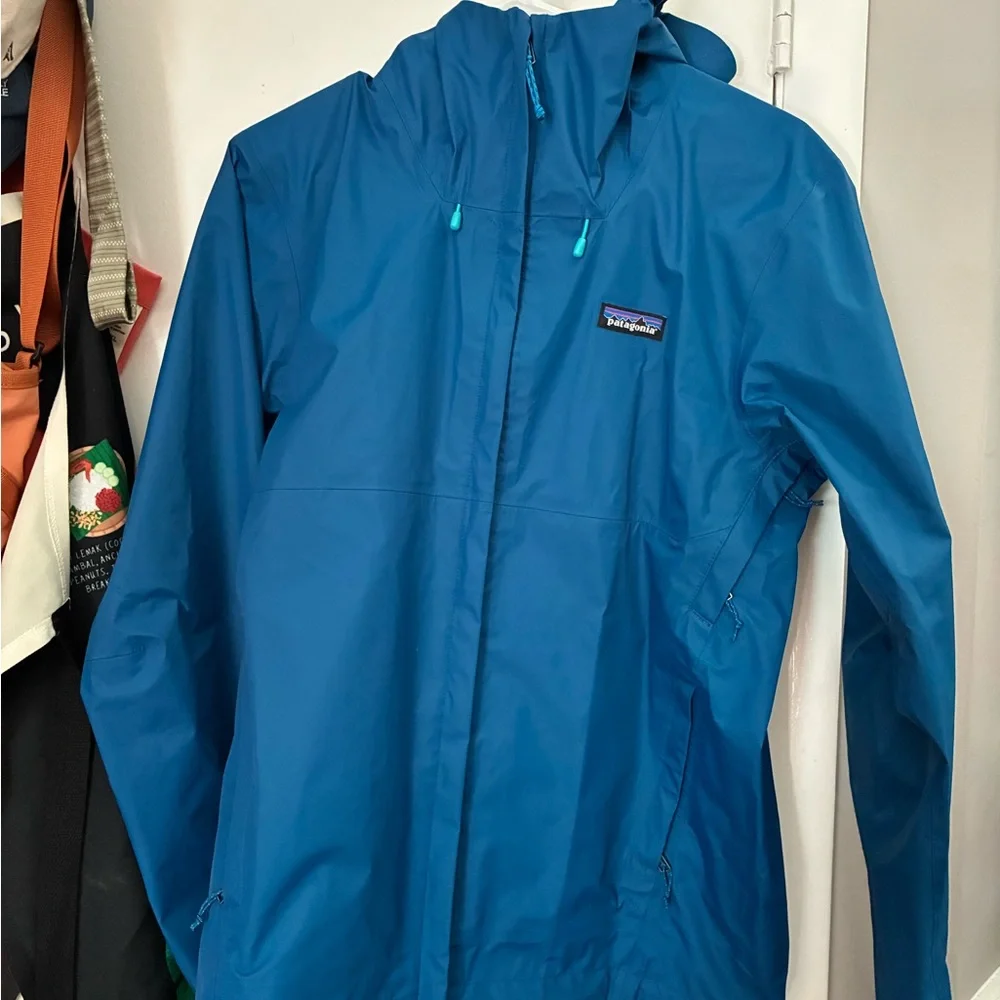 Patagonia Men’s Small Torrentshell 3L Rain Jacket - Like New - Picture 1 of 4